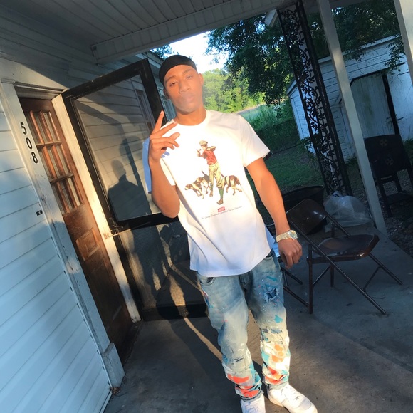 Meet your Posher, Daniel - Picture 1 of 1